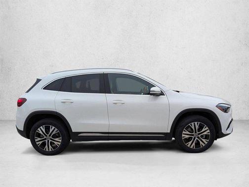Polar White 2026 Mercedes-Benz GLA 250 4MATIC