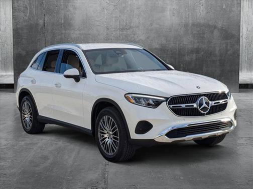 2025 Mercedes-Benz GLC 300 Base