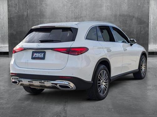 2025 Mercedes-Benz GLC 300 Base