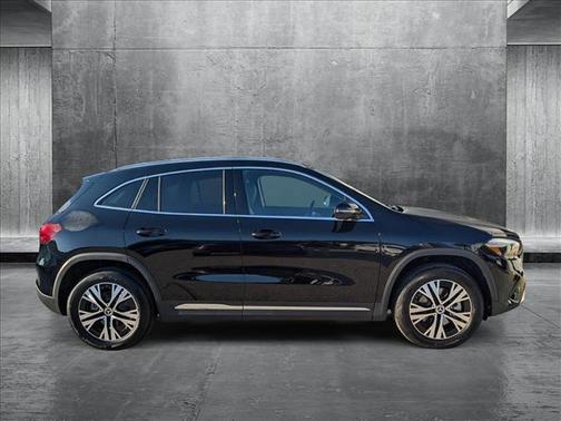 2025 Mercedes-Benz GLA 250 Base