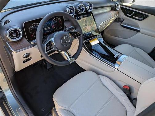 2026 Mercedes-Benz GLC 300 Base