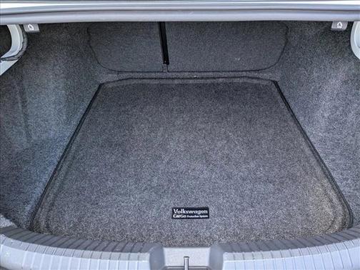 Pure White 2023 Volkswagen Jetta 1.5T Sport