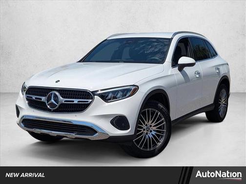 Polar White 2026 Mercedes-Benz GLC 300 Base
