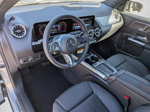 Cirrus Silver Metallic 2026 Mercedes-Benz GLA 250 4MATIC