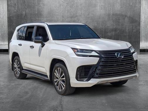 2024 Lexus LX 600 Premium