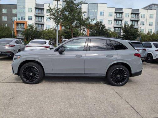 2026 Mercedes-Benz GLC 300 4MATIC