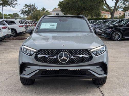 2026 Mercedes-Benz GLC 300 4MATIC