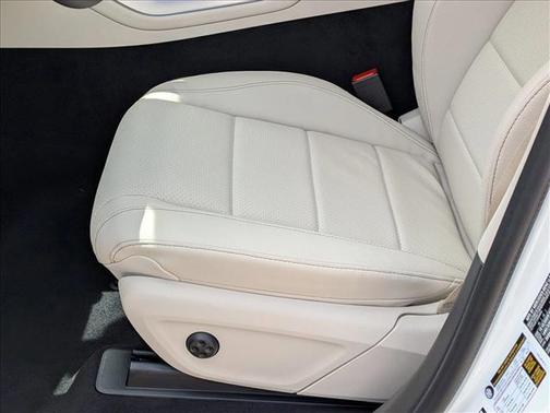 Polar White 2026 Mercedes-Benz GLE 450 4MATIC