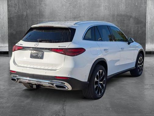 2025 Mercedes-Benz GLC 350e Base