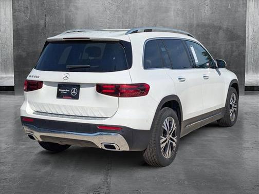 2025 Mercedes-Benz GLB 250 Base