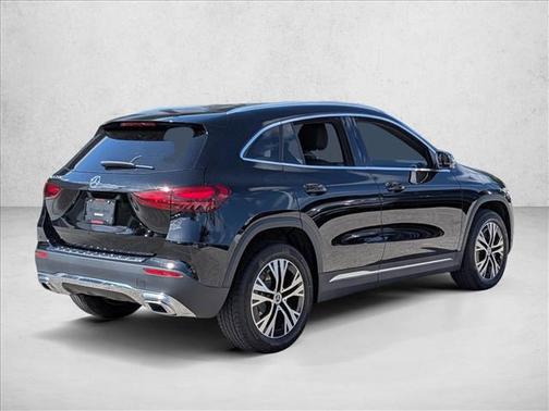 Night Black 2026 Mercedes-Benz GLA 250 4MATIC