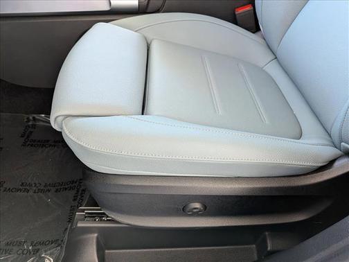 2026 Mercedes-Benz GLB 250 Base