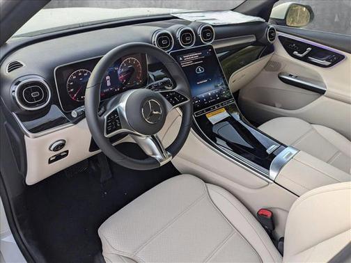 2025 Mercedes-Benz GLC 300 Base
