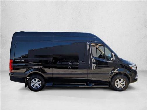 2023 Mercedes-Benz Sprinter 2500 Standard Roof
