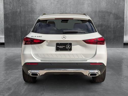 2025 Mercedes-Benz GLA 250 4MATIC