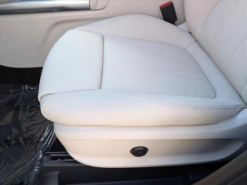 Cirrus Silver Metallic 2026 Mercedes-Benz GLA 250 4MATIC