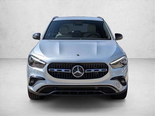 Cirrus Silver Metallic 2026 Mercedes-Benz GLA 250 4MATIC