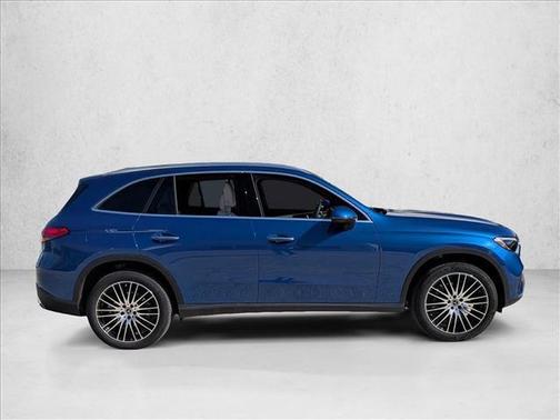 2026 Mercedes-Benz GLC 300 4MATIC