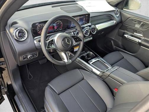 2026 Mercedes-Benz GLB 250 Base