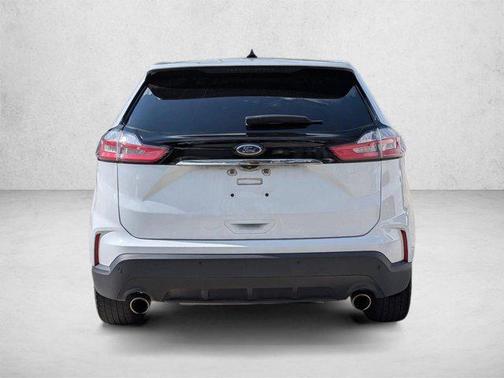 Oxford White 2019 Ford Edge SE
