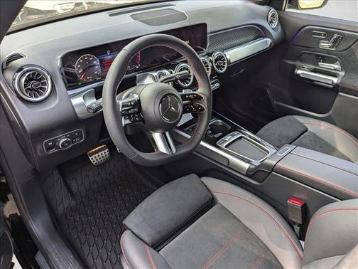 2025 Mercedes-Benz GLB 250 Base