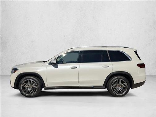 2026 Mercedes-Benz GLS 450 4MATIC