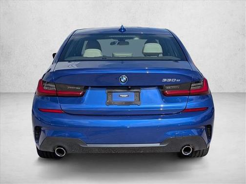 Portimao Blue Metallic 2022 BMW 330e 330e