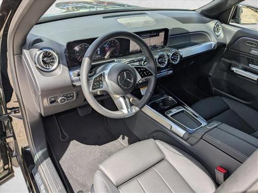 2025 Mercedes-Benz GLB 250 Base