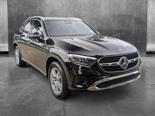 2025 Mercedes-Benz GLC 300 4MATIC