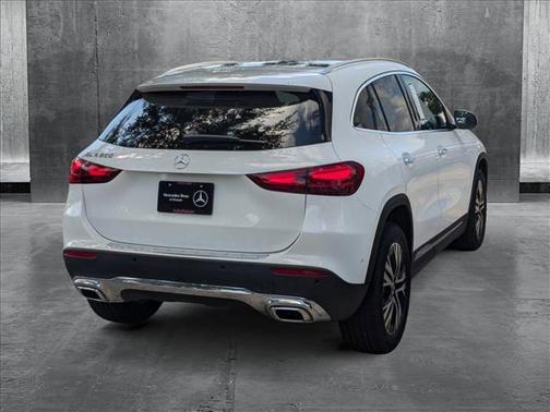 2025 Mercedes-Benz GLA 250 Base