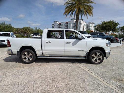 Bright White Clearcoat 2021 RAM 1500 Laramie