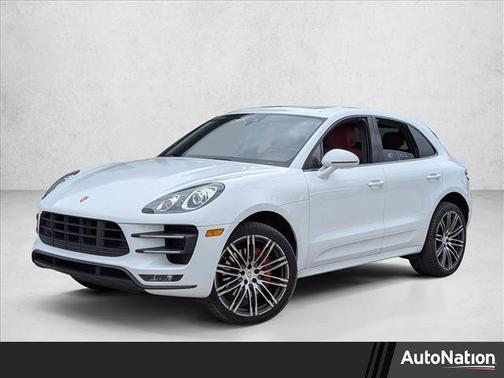 2017 Porsche Macan Turbo