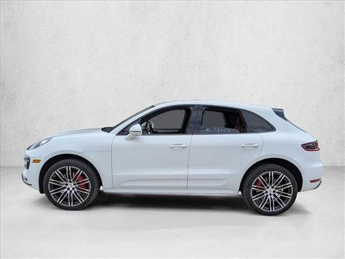 2017 Porsche Macan Turbo