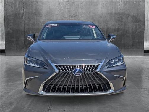 2022 Lexus ES 300h Ultra Luxury