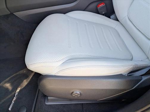 2026 Mercedes-Benz GLC 300 Base