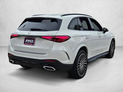 2026 Mercedes-Benz GLC 300 4MATIC