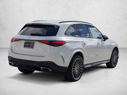 2026 Mercedes-Benz GLC 300 4MATIC