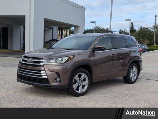 2017 Toyota Highlander Limited