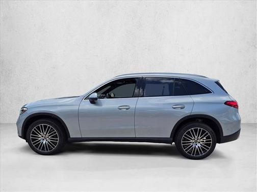 Cirrus Silver Metallic 2026 Mercedes-Benz GLC 300 Base