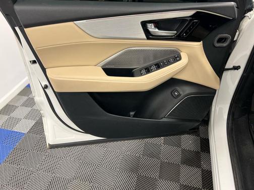 2023 Acura MDX SH-AWD w/Technology Package