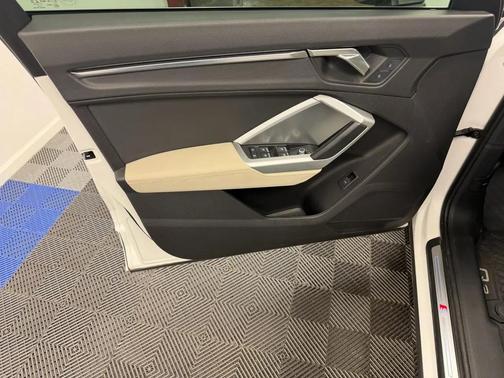 2020 Audi Q3 45 S line Premium