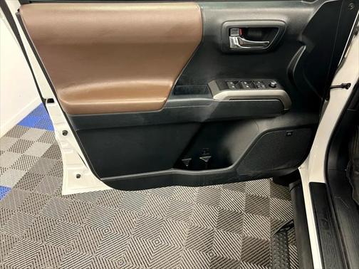 2017 Toyota Tacoma Limited