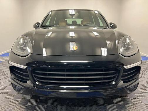 2016 Porsche Cayenne Cayenne