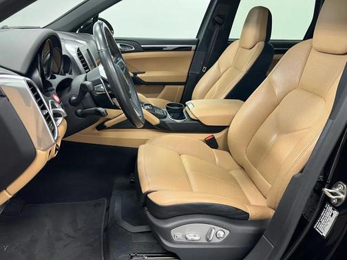 2016 Porsche Cayenne Cayenne