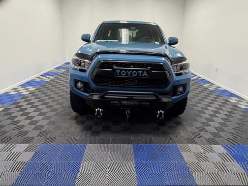 Cavalry Blue 2019 Toyota Tacoma TRD Off Road