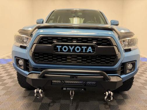 Cavalry Blue 2019 Toyota Tacoma TRD Off Road