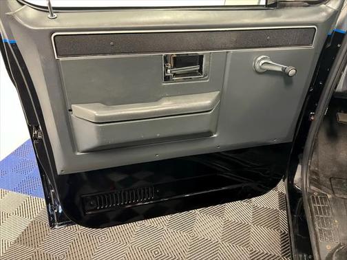 1986 Chevrolet C10/K10 Base