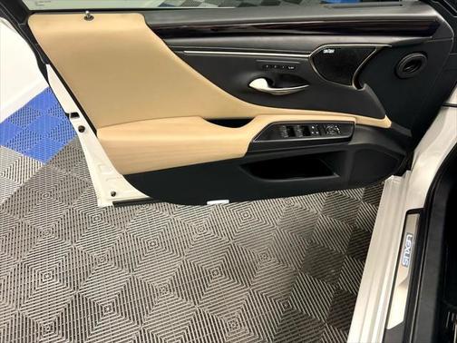 2021 Lexus ES 350 Luxury
