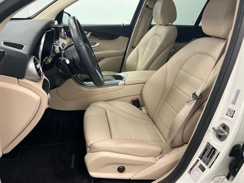 2021 Mercedes-Benz GLC 300 Base