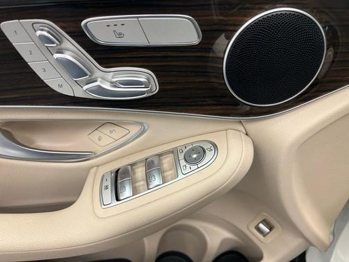 2021 Mercedes-Benz GLC 300 Base